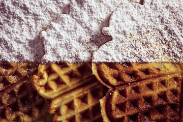Waffeln und Puderzucker
