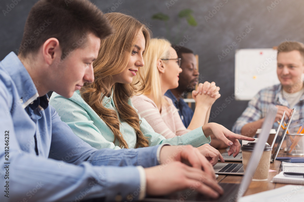 Fototapete Programmers working in software developing company