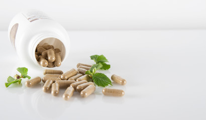 Herb capsule, Nutritional Supplement, Vitamin Pill, Herbal Medicine. - 201250832