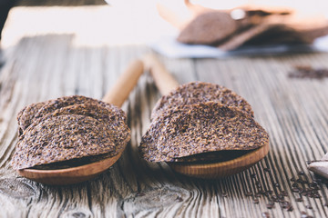 Healthy chips with  flax seeds