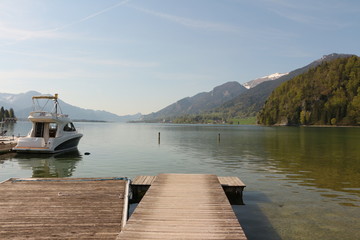 Blick von Strobl über den Wolfgangsee im Salzkammergut