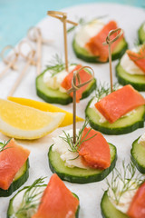 Smoked salmon, cottage cheese and cucumber snack