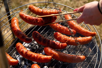 When grilling sausage you have to remember to turn the sausage on the other side to make it well on both sides.
