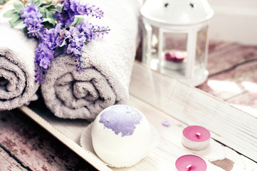 Obraz na płótnie Canvas Bath bombs with lavender flowers handmade