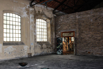 Fototapeta na wymiar interior of an abandoned factory