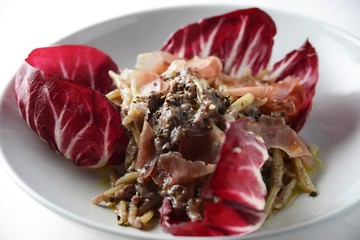 美味しいイタリア料理、前菜のイメージ