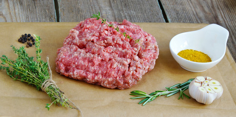 beef and pork mincemeat with rosemary, garlic, egg and thyme