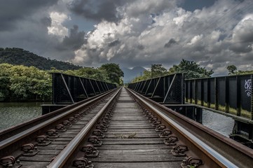 Fototapeta na wymiar Ponte Ferroviária