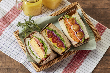 サンドウィッチ　(sandwich)