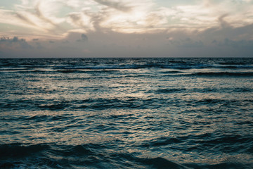 Fototapeta premium Sunrise on a beautiful tropical beach