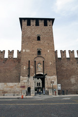 Fototapeta na wymiar Entrance to the Medieval Old castle (Castel Vecchio) in Verona, Italy