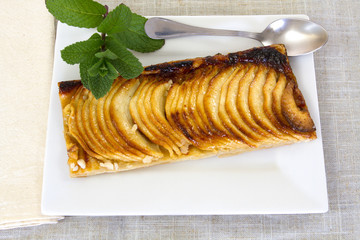 part de tarte aux pommes