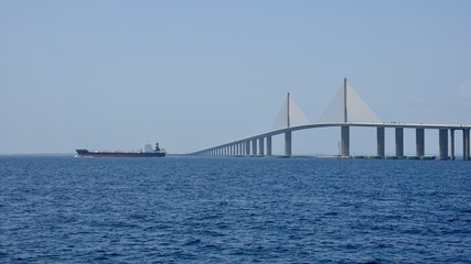 Fototapeta premium Sunshine Skyway Brücke in Florida