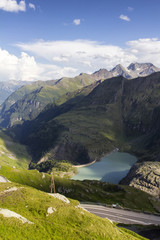Fototapeta na wymiar mountain dam in Austria