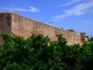 Fototapeta na wymiar El Conjunto fortificado de Mascarell (Castellon,España) conocido también como Murallas de Mascarell, sito en el núcleo poblacional de Mascarell, dentro del municipio de Nules, Plana Baja 