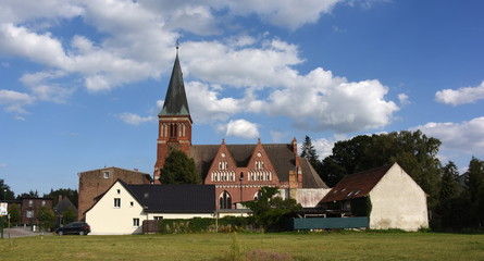 Fototapeta na wymiar Eggesin, Kirche in der Stadtmitte