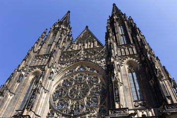Fototapeta premium Gothic St. Vitus' Cathedral on Prague Castle in the sunny Day, Czech Republic