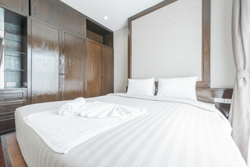 Beautiful Interior design modern Bedroom