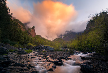 Amanecer en el Parque Nacional de la Caldera de Taburiente - La Palma (Canarias)