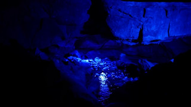 Video clip of Ruby Falls cave in Tennessee