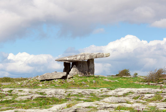 Polnabrone Dolmen In Burren, Co. Clare - Ireland