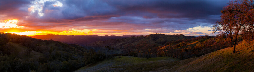 Obraz na płótnie Canvas Sunset Nature Panorama