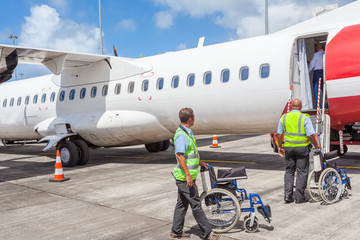 transports aériens, prise en charge des personnes à mobilité réduite 