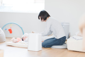 生後３ヶ月の赤ちゃん・おむつ交換