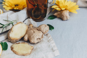 Fresh ginger on linen