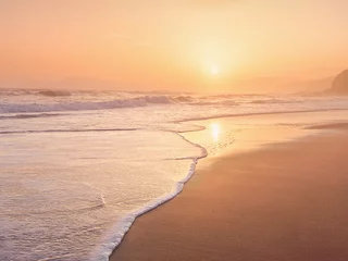 Fotobehang achtergrond van de zomer met strand bij zonsondergang © mimadeo