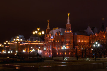 Fototapeta na wymiar Исторический музей ночью, Москва, Россия