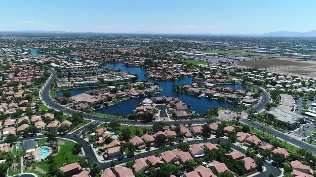Gilbert Arizona Lake Homes