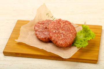 Raw cutlet