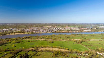 Foto op Plexiglas La ville de Couëron en Loire Atlantique, France © altitudedrone