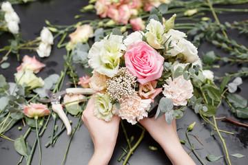 Master class on making bouquets. Spring bouquet. Learning flower arranging, making beautiful bouquets with your own hands