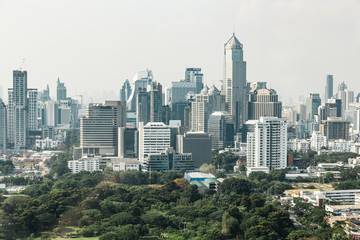 Fototapeta premium ฺBangkok cityscape in the morning with park in below, blue sky and cloud. 