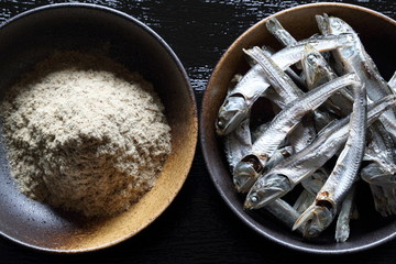 煮干し(煮干しと煮干しの粉）