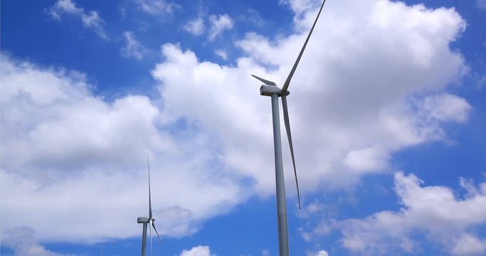 Wind turbine and cloud sky for electric energy