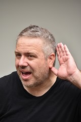 Obraz premium Overweight Man Listening