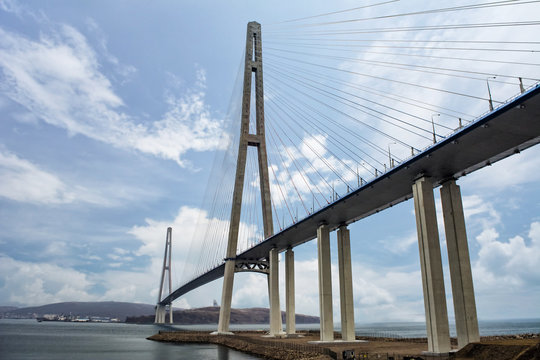 Bridge to the island russian
