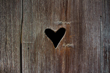 Herz aus Holz