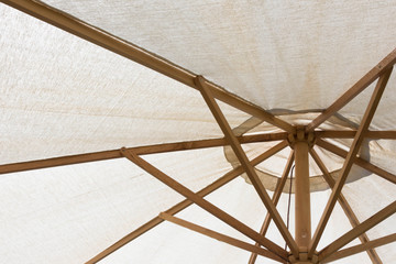 Detail eines Sonnenschirms