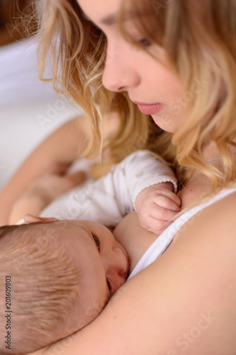 nursing mother tit pics Nursing mother tit pics