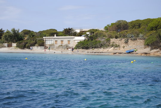 de Cerde, Sardignia, Italia, agua turquesa
