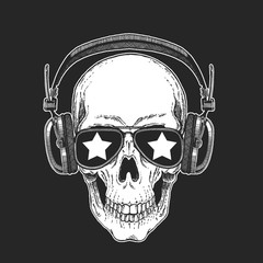Cool rock star skull wearing disco glasses. Retro music festival. Heavy metall emblem for concert, party, banner, t-shirt