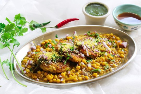 Ragda Patties  /Indian Street food with Ptato Pattice