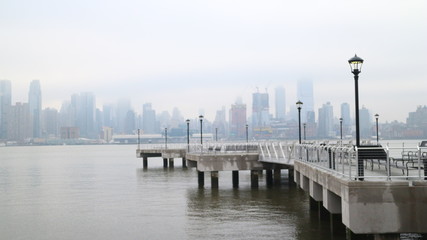Fototapeta na wymiar New York Skyline with fog