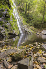 Fototapeta na wymiar Waterfall in Vilagocende (A Fonsagrada, Lugo - Spain).