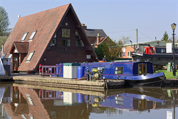 The amazing network of canals, junctions, locks and tunnels left over from the industrial revolution has a fascination all of its own.