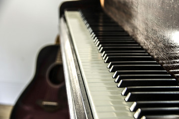 Pianoforte keyboard keys closeup.